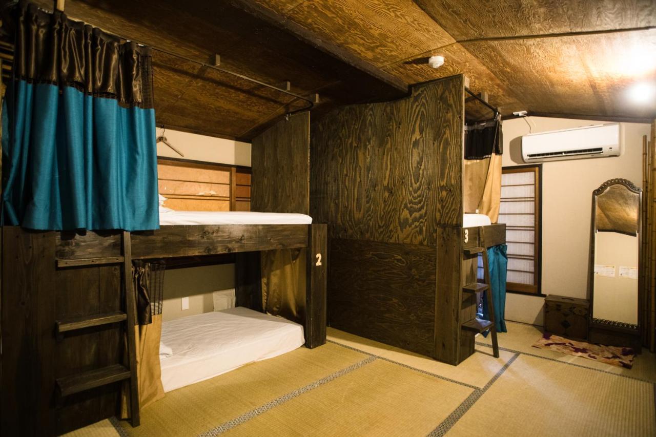 Bed 4-Bed Female Dormitory Room