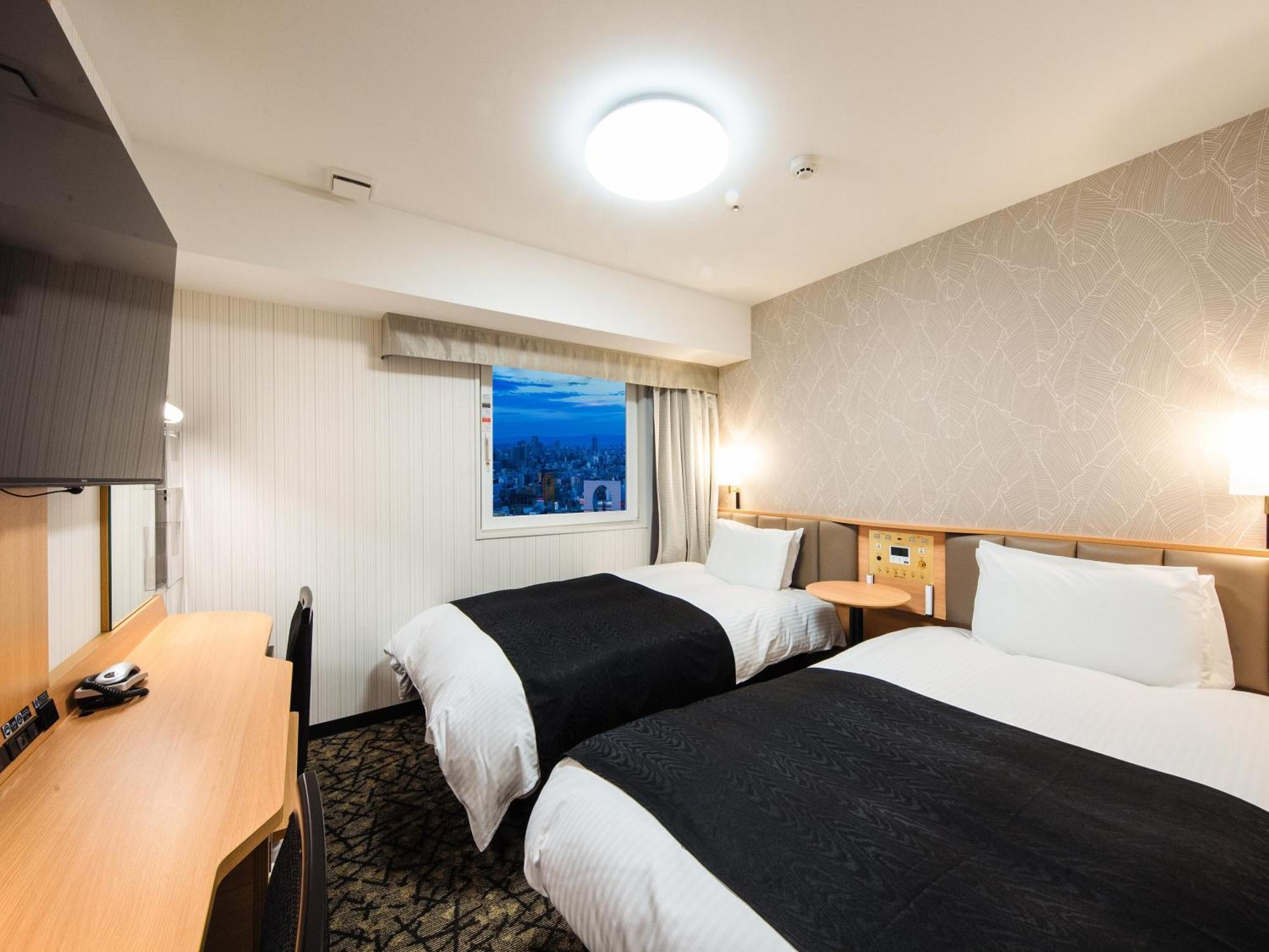 Standard Twin Room High Floor Non-Smoking