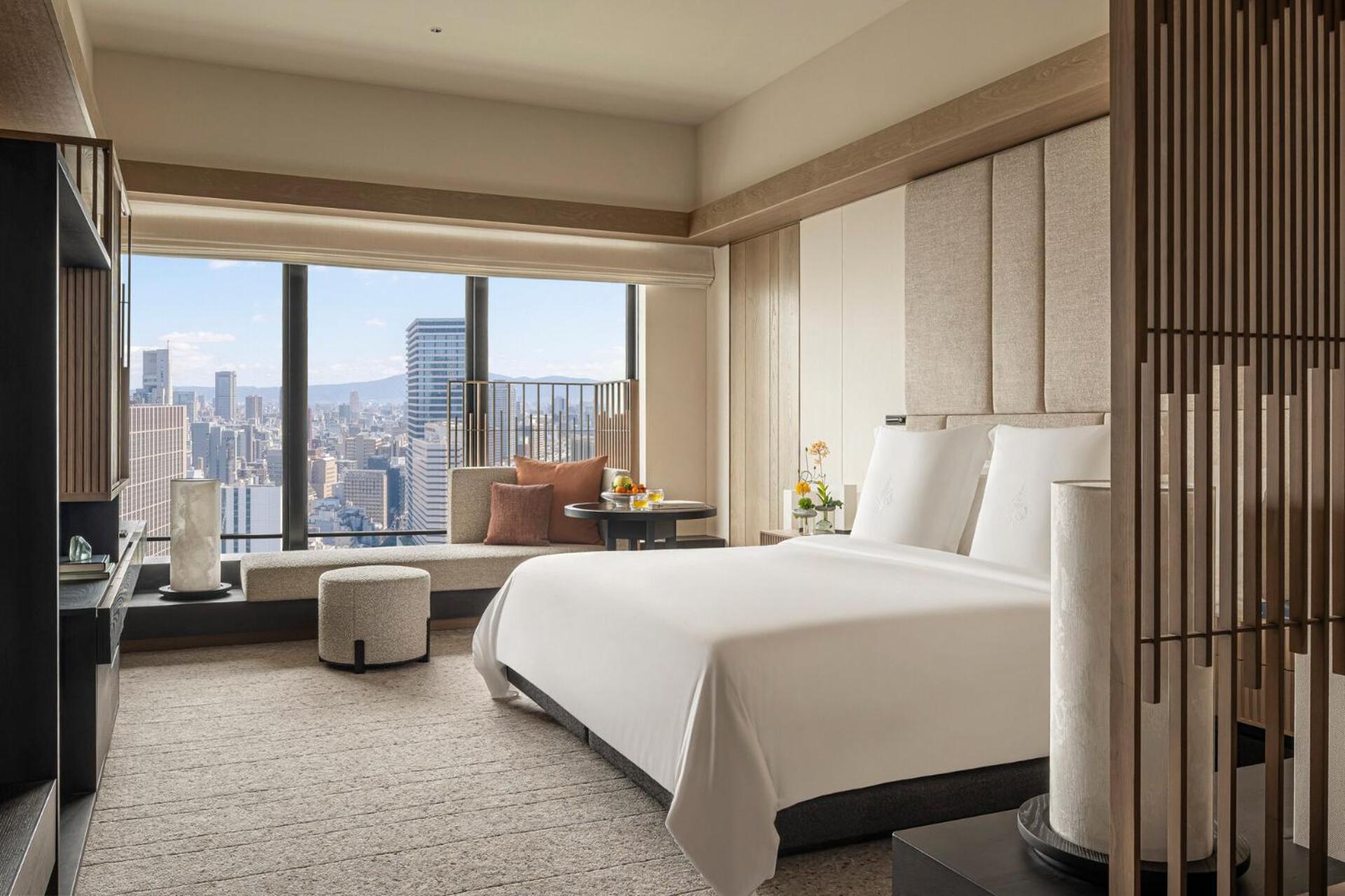 Superior King Room