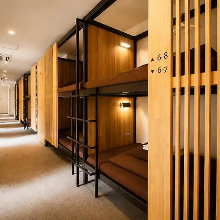 Namba Guesthouse Hive-2