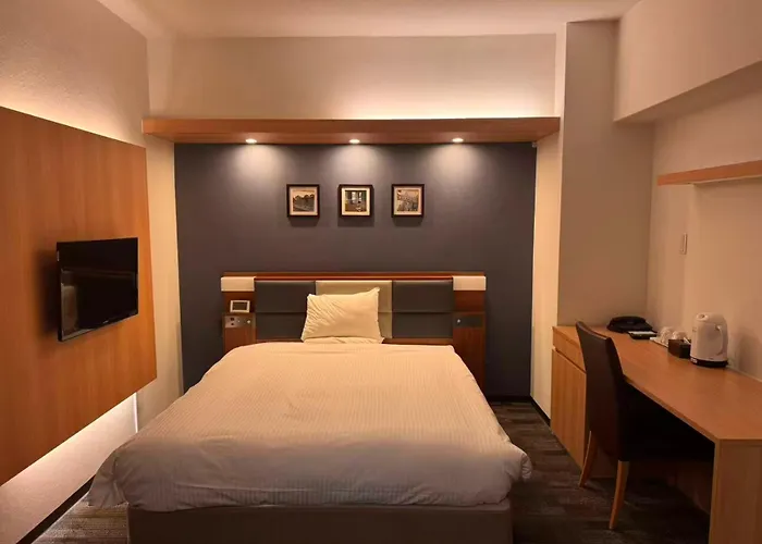 Floral Hotel East Shinsaibashi 오사카